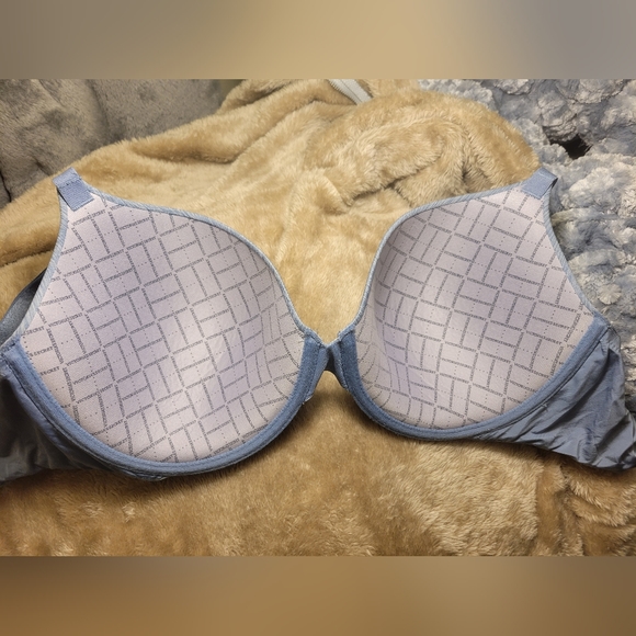 BUNDLE 2 Victoria Secret Bras 34 DDD - Picture 8 of 9